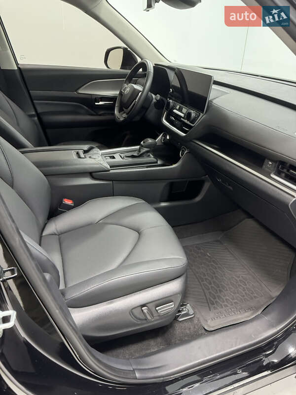 Внедорожник / Кроссовер Toyota Grand Highlander 2023 в Одессе фото 16 Внедорожник / Кроссовер Toyota Grand Highlander 2023 в Одессе