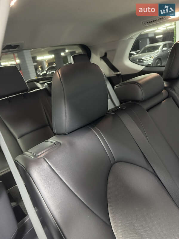 Внедорожник / Кроссовер Toyota Grand Highlander 2023 в Одессе фото 22 Внедорожник / Кроссовер Toyota Grand Highlander 2023 в Одессе