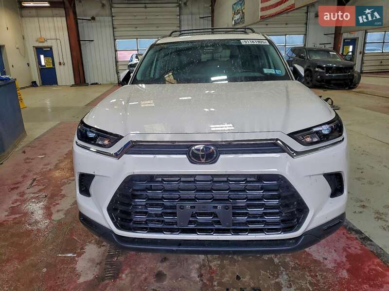 Внедорожник / Кроссовер Toyota Grand Highlander 2024 в Полтаве фото 5 Внедорожник / Кроссовер Toyota Grand Highlander 2024 в Полтаве