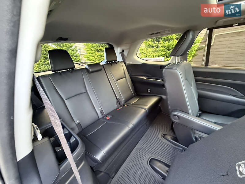 Внедорожник / Кроссовер Toyota Grand Highlander 2024 в Одессе