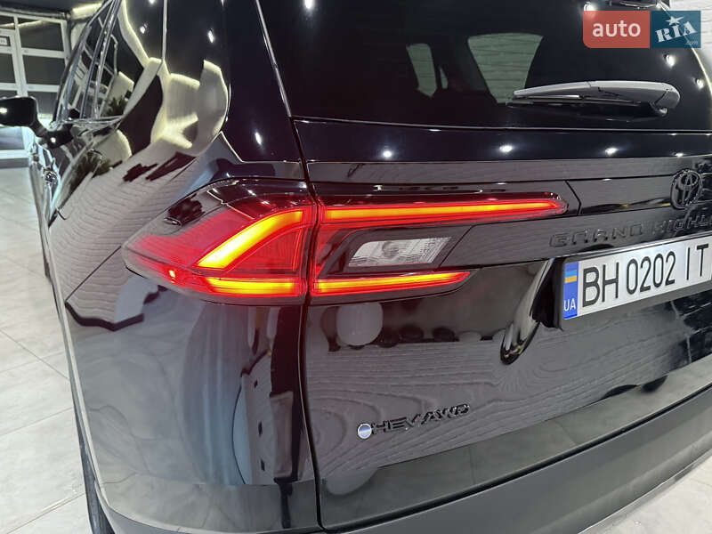 Внедорожник / Кроссовер Toyota Grand Highlander 2024 в Одессе