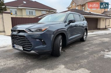 Внедорожник / Кроссовер Toyota Grand Highlander 2024 в Киеве