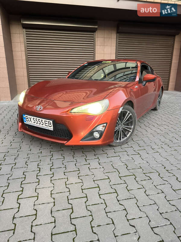 Купе Toyota GT 86 2012 в 