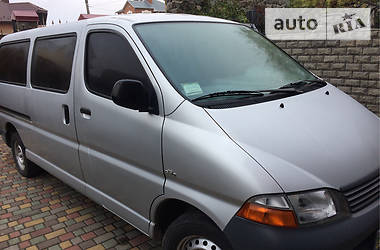 Грузовой фургон Toyota Hiace 2003 в Хмельницком