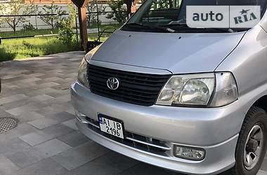 Грузовой фургон Toyota Hiace 2007 в Киеве