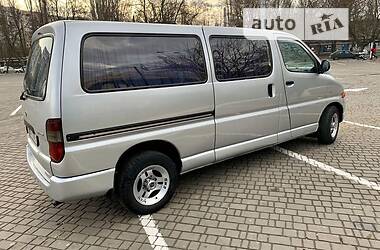 Минивэн Toyota Hiace 2001 в Одессе