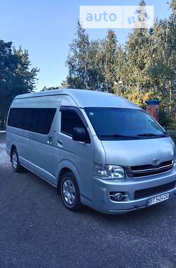 Позашляховик / Кросовер Toyota Hiace 2008 в Покрові