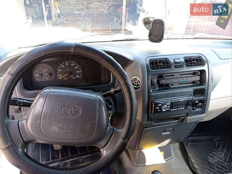 Мікровен Toyota Hiace 2000 в Болграді