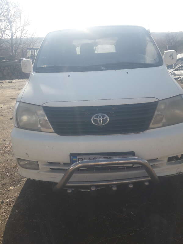 Вантажний фургон Toyota Hiace 2008 в Великій Михайлівці