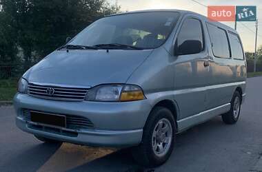 Мінівен Toyota Hiace 1996 в Кременці