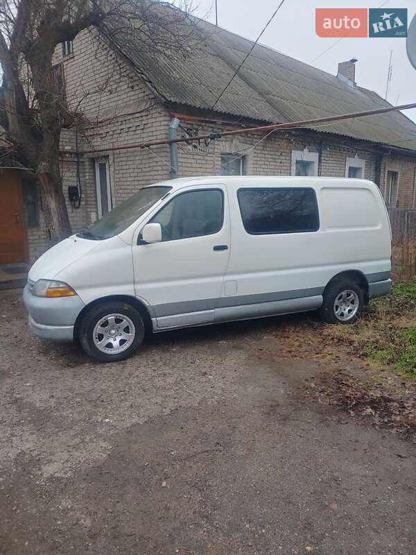 Toyota Hiace 1996
