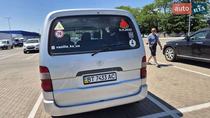 Мінівен Toyota Hiace 2002 в Одесі