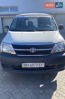 Вантажний фургон Toyota Hiace 2007 в Одесі