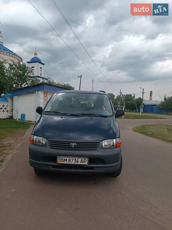 Минивэн Toyota Hiace 2005 в Киеве фото 2 Минивэн Toyota Hiace 2005 в Киеве