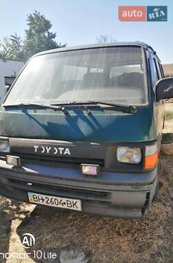 Минивэн Toyota Hiace 1992 в Березанке