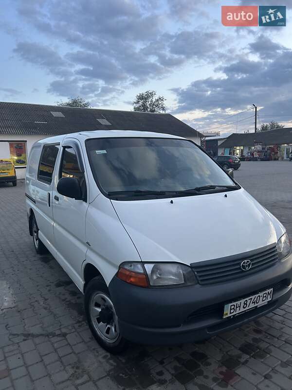 Toyota Hiace 2005 Toyota Hiace 2005