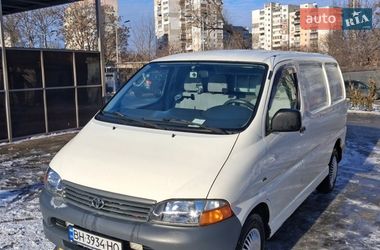 Вантажний фургон Toyota Hiace 2005 в Одесі