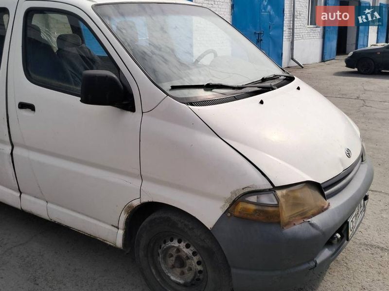 Микровэн Toyota Hiace 1999 в Каменец-Подольском