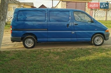 Вантажний фургон Toyota Hiace 2002 в Ананьїві