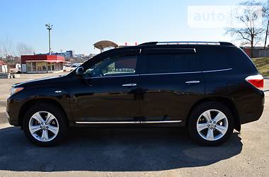 Внедорожник / Кроссовер Toyota Highlander 2011 в Харькове