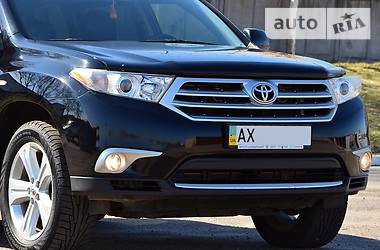 Внедорожник / Кроссовер Toyota Highlander 2011 в Харькове