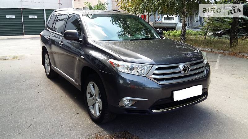 Внедорожник / Кроссовер Toyota Highlander 2013 в Кропивницком