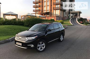 Внедорожник / Кроссовер Toyota Highlander 2011 в Харькове