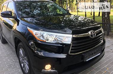 Седан Toyota Highlander 2015 в Киеве