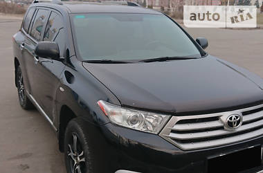 Позашляховик / Кросовер Toyota Highlander 2011 в 