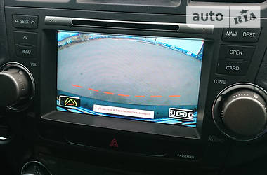 Позашляховик / Кросовер Toyota Highlander 2011 в 