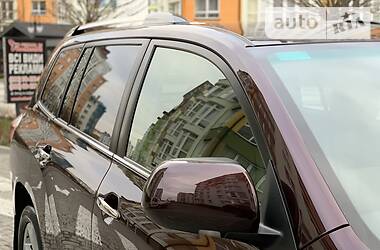 Позашляховик / Кросовер Toyota Highlander 2013 в 