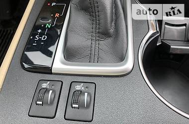 Позашляховик / Кросовер Toyota Highlander 2018 в 