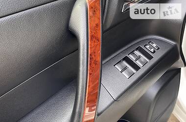 Позашляховик / Кросовер Toyota Highlander 2014 в 