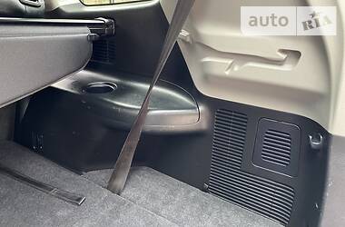 Позашляховик / Кросовер Toyota Highlander 2014 в 