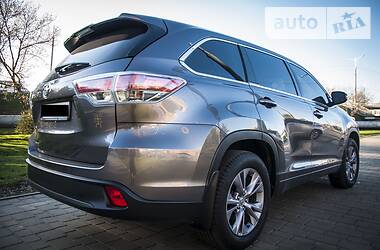 Позашляховик / Кросовер Toyota Highlander 2014 в Дніпрі