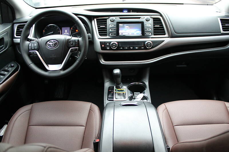 Позашляховик / Кросовер Toyota Highlander 2014 в Києві
