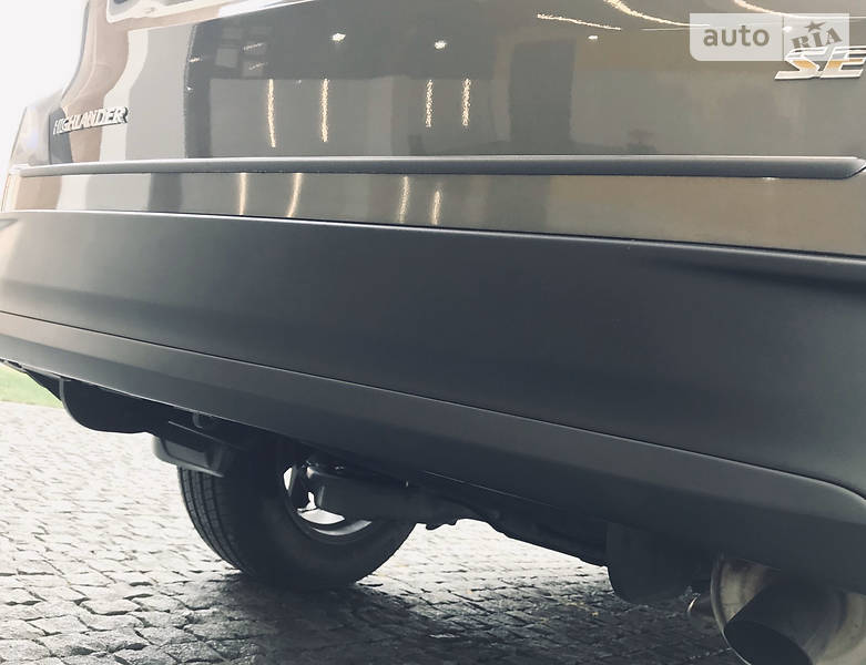Позашляховик / Кросовер Toyota Highlander 2017 в Дніпрі фото 20 Позашляховик / Кросовер Toyota Highlander 2017 в Дніпрі