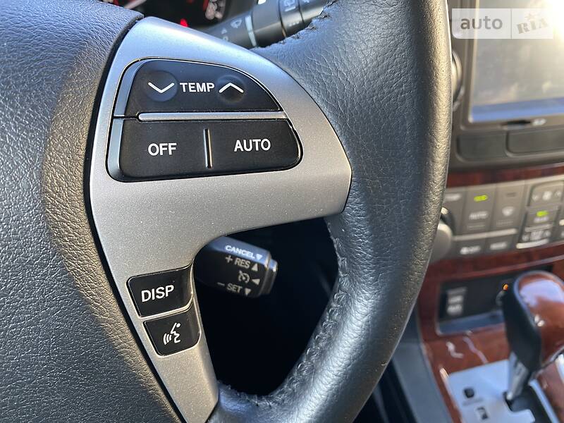 Позашляховик / Кросовер Toyota Highlander 2013 в Києві