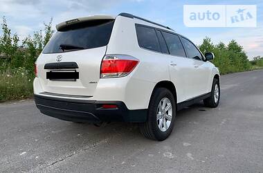 Универсал Toyota Highlander 2013 в Луцке