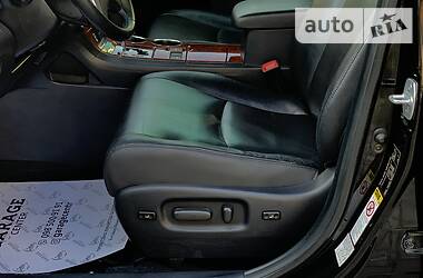 Позашляховик / Кросовер Toyota Highlander 2012 в 