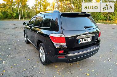 Внедорожник / Кроссовер Toyota Highlander 2012 в Кривом Роге