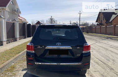 Позашляховик / Кросовер Toyota Highlander 2012 в Києві