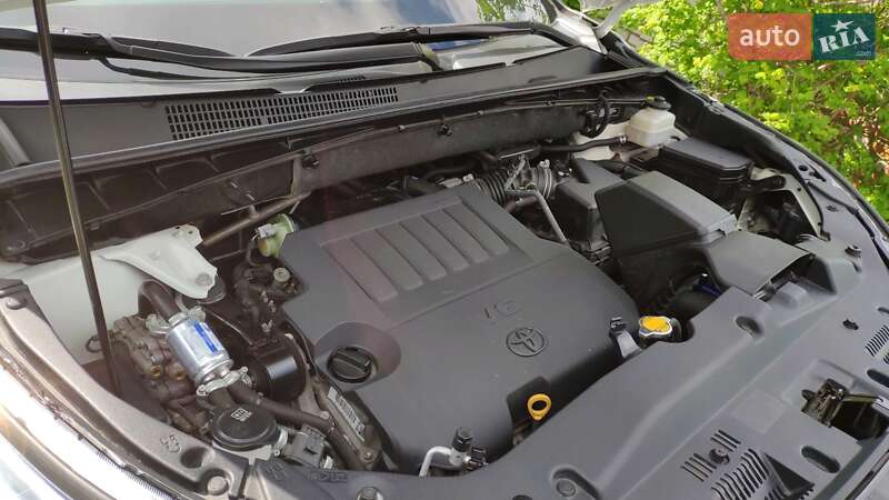 Позашляховик / Кросовер Toyota Highlander 2014 в Умані