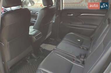 Внедорожник / Кроссовер Toyota Highlander 2014 в Умани