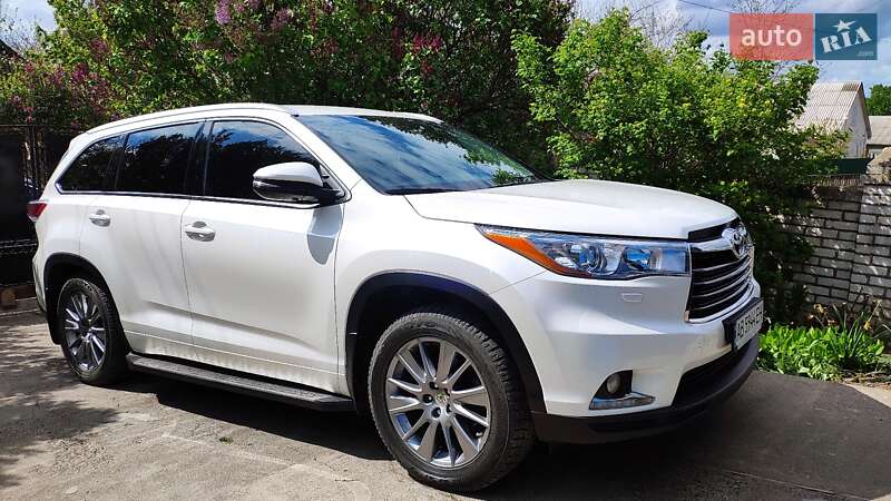 Позашляховик / Кросовер Toyota Highlander 2014 в Умані