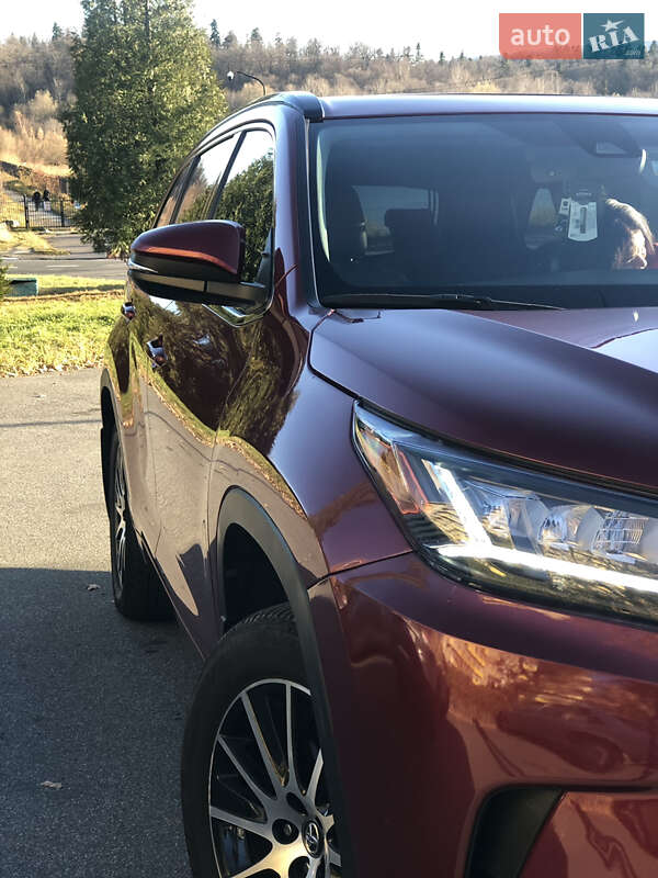 Внедорожник / Кроссовер Toyota Highlander 2017 в Бориславе