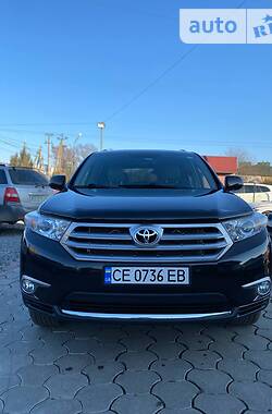 Внедорожник / Кроссовер Toyota Highlander 2013 в Черновцах