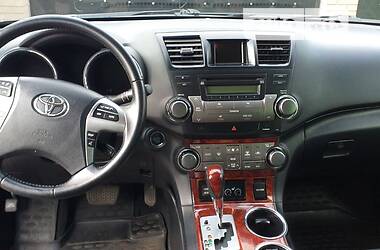 Внедорожник / Кроссовер Toyota Highlander 2013 в Черкассах