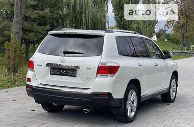 Позашляховик / Кросовер Toyota Highlander 2012 в Вінниці