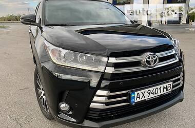 Внедорожник / Кроссовер Toyota Highlander 2019 в Днепре